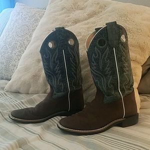 Boys s 3.5 Cowboy Boots